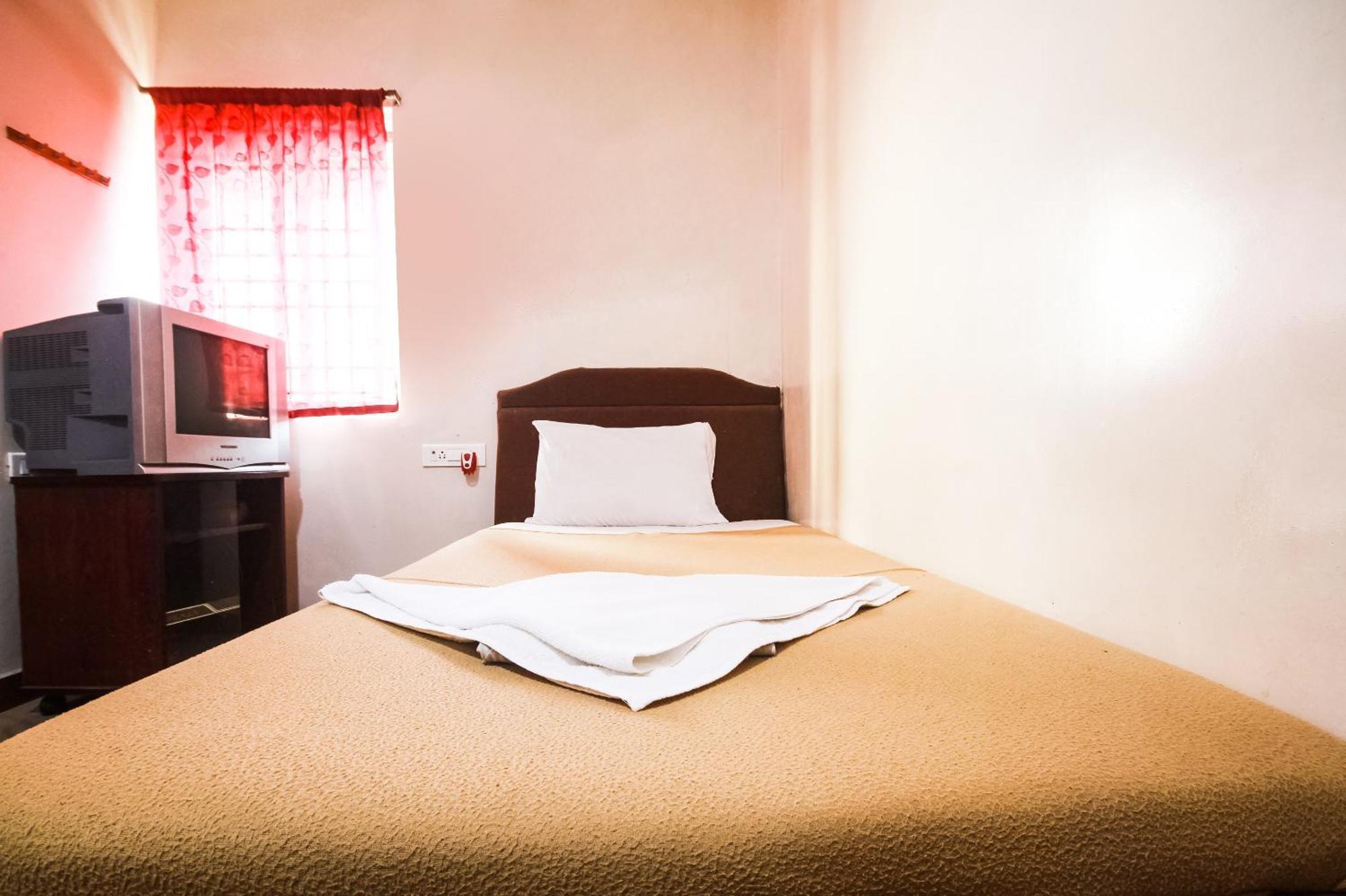 Hotel O Lk Residency Tindivanam Kültér fotó